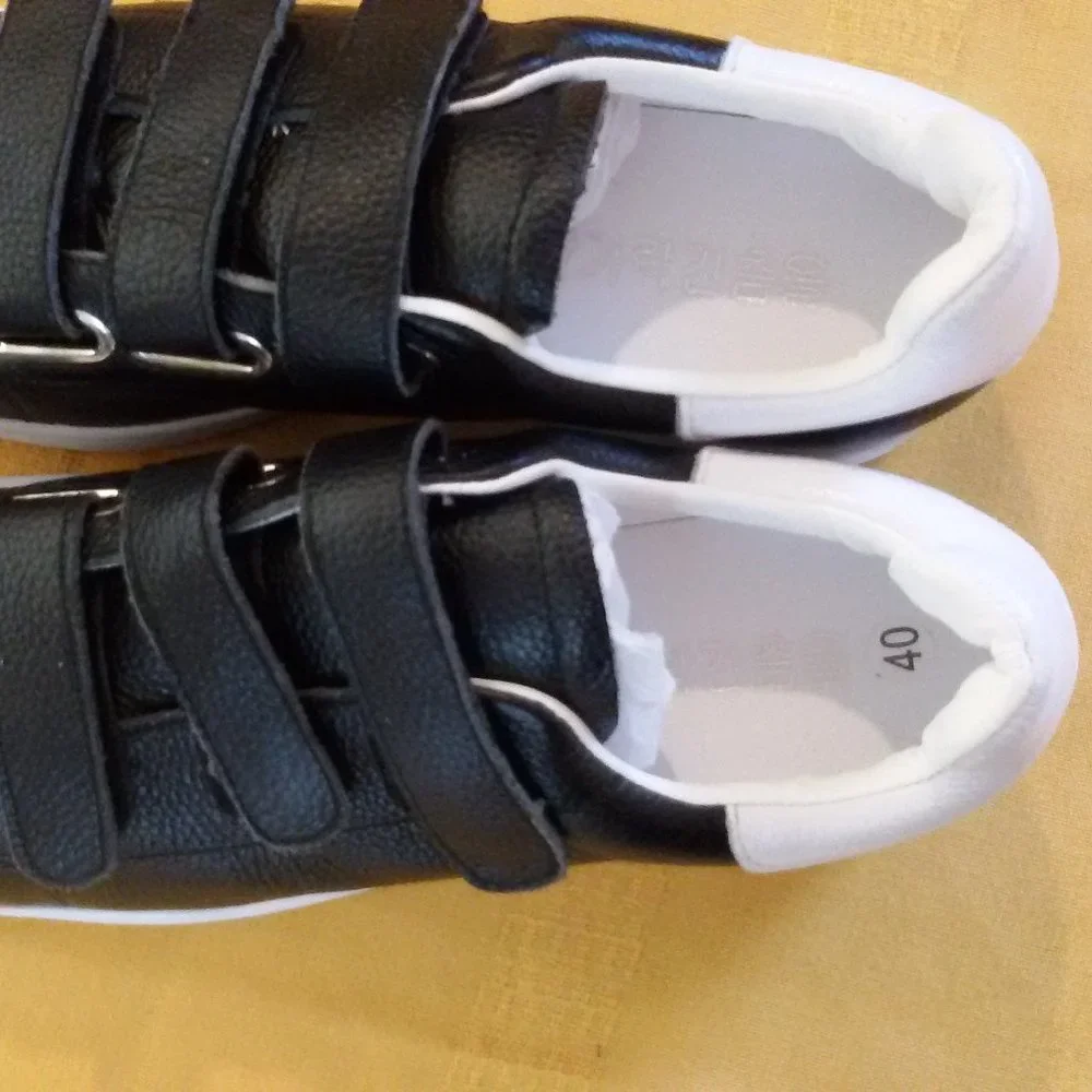 Black White Sneakers Sz 40 Eur (fits more like 39) NEW! - Picture 2 of 8